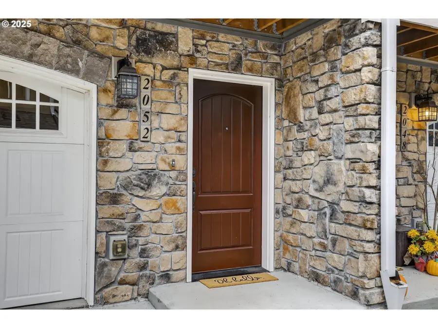 2052 NE 49th Way #4-H, Hillsboro, OR 97124 - Image #3