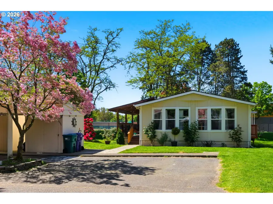 2250 N Broughton Dr, Portland, OR 97217 - #3