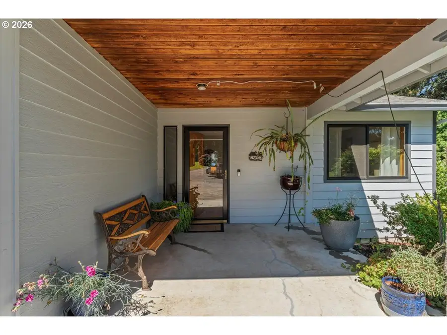 1963 SW Myers Pl, Gresham, OR 97080 - #2