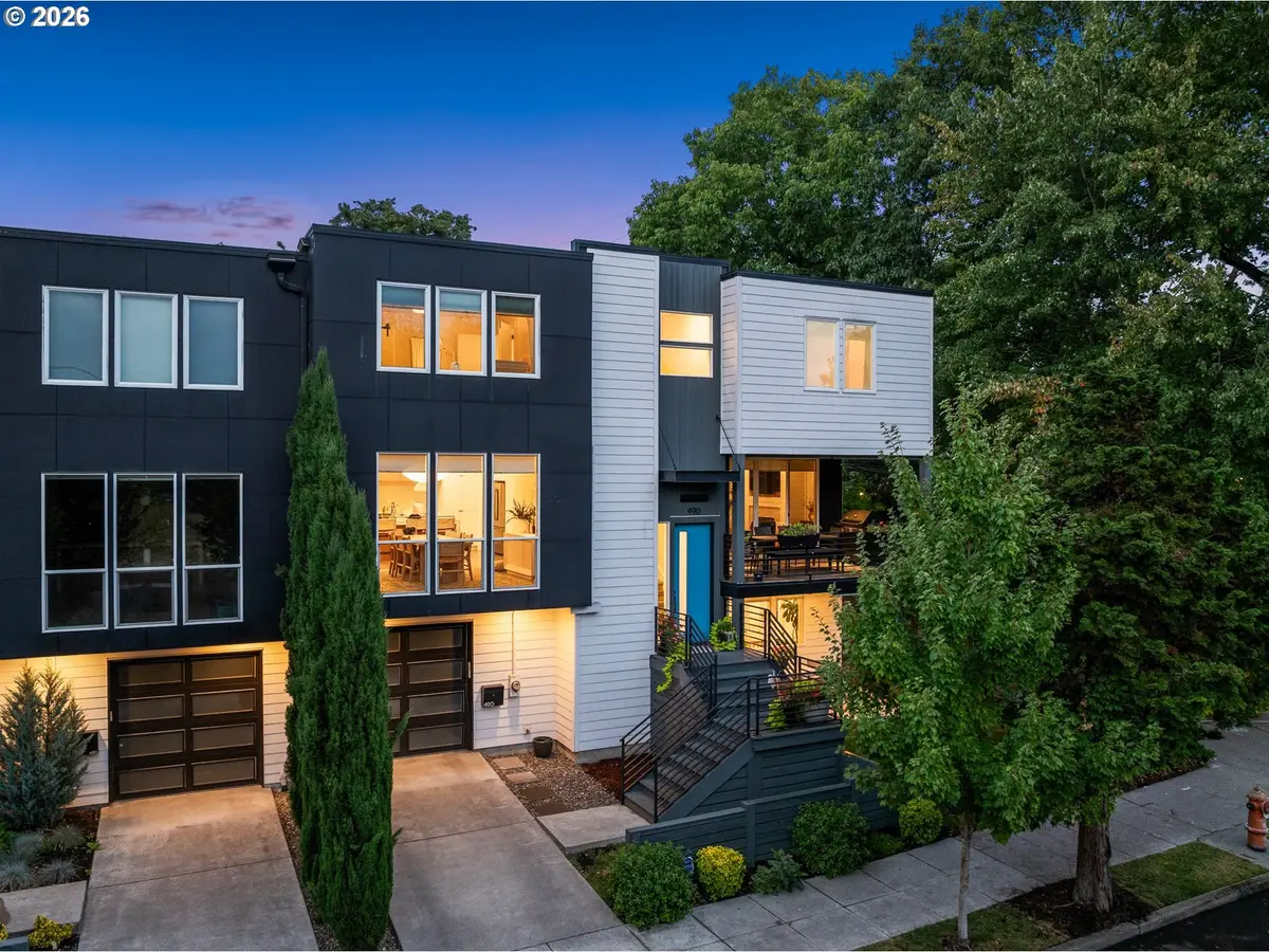 490 SE 18th Ave, Portland, OR 97214 - #1