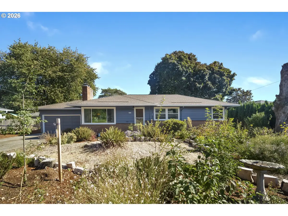 1902 SE 80th Ave, Portland, OR 97215 - #1