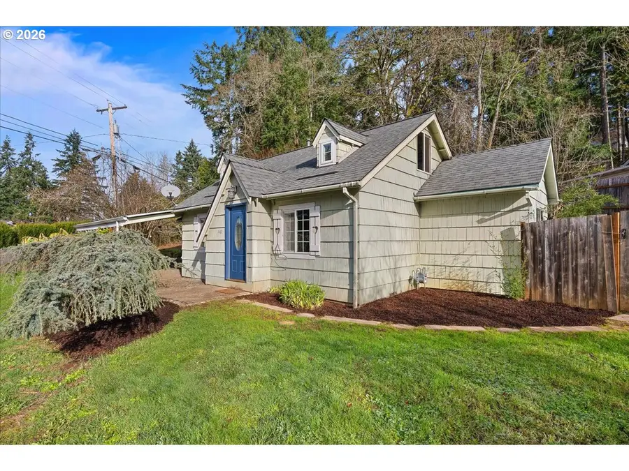 1401 S Water St, Silverton, OR 97381 - Image #3