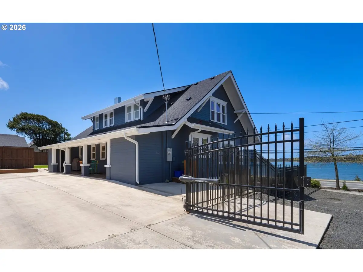 363 S Empire Blvd, Coos Bay, OR 97420 - #1