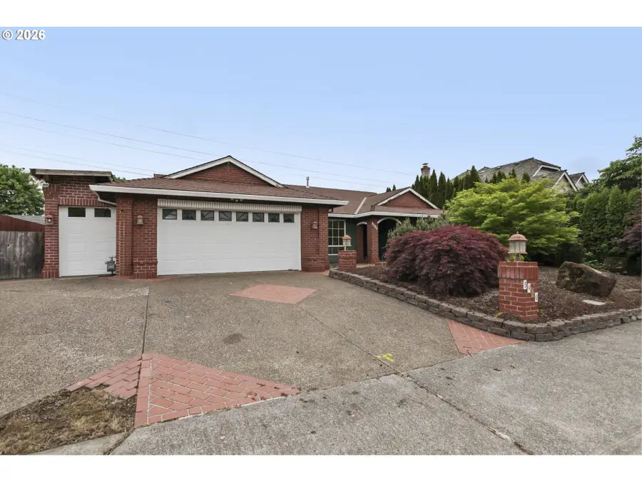 5950 NW Simnasho Dr, Portland, OR 97229 - #3