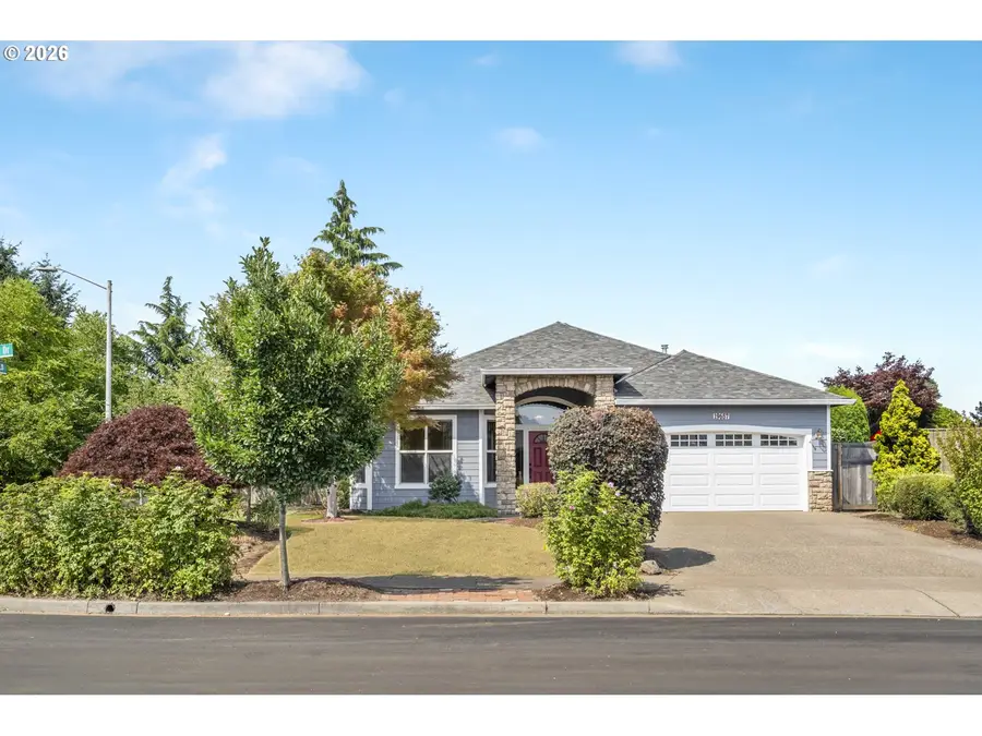19657 Schaefer Dr, Oregon City, OR 97045 - #2