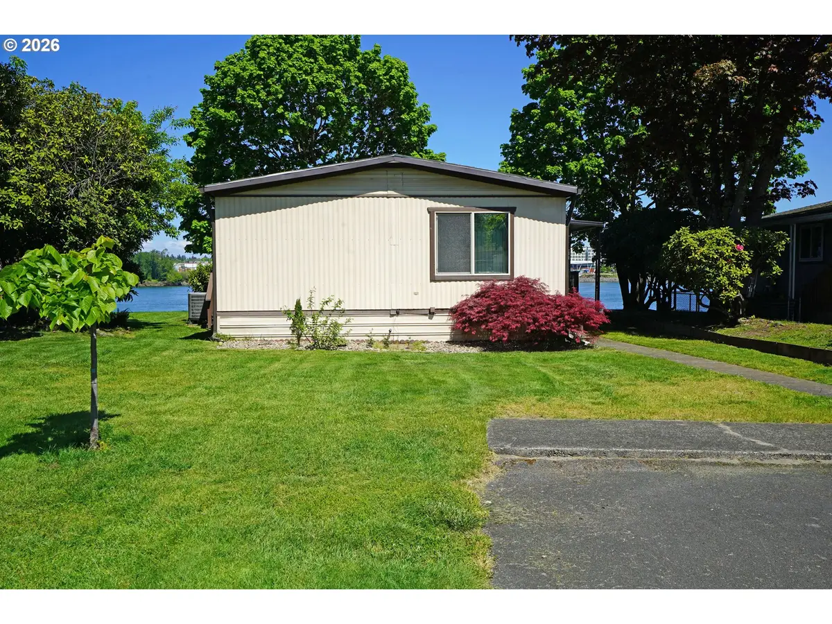 2241 N Menzies Dr, Portland, OR 97217 - #1