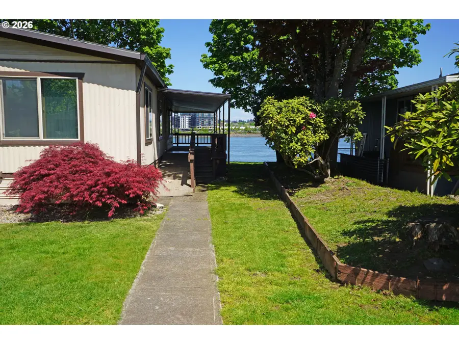 2241 N Menzies Dr, Portland, OR 97217 - #2