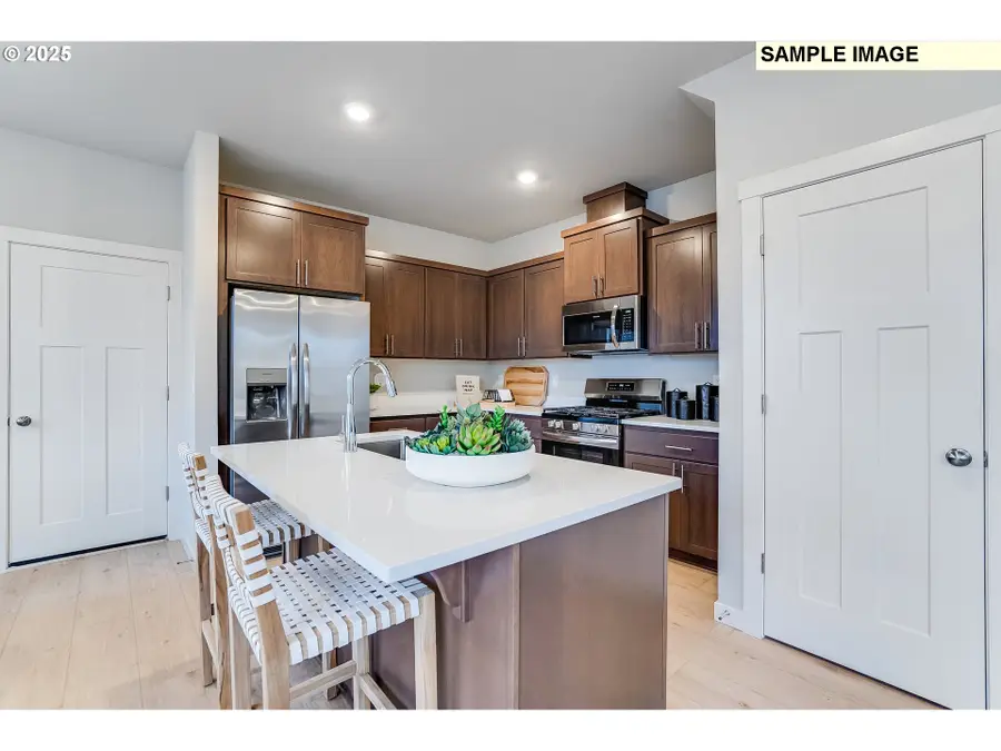 7388 SE Butternut Creek Pkwy, Hillsboro, OR 97123 - #2