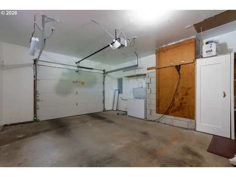 34205 SE Lawton Rd, Washougal, WA 98671 - #3