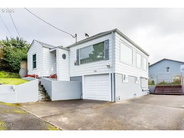 1740 NE 16th St, LincolnCity, OR 97367