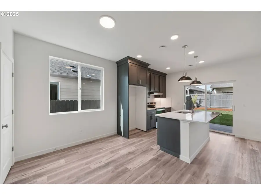 1806 NW 18th St, Lewisville, WA 98604 - Image #2