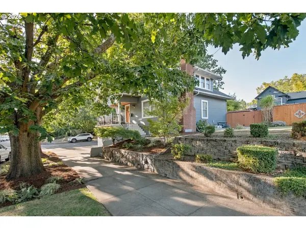703 SE Tenino St, Portland, OR 97202