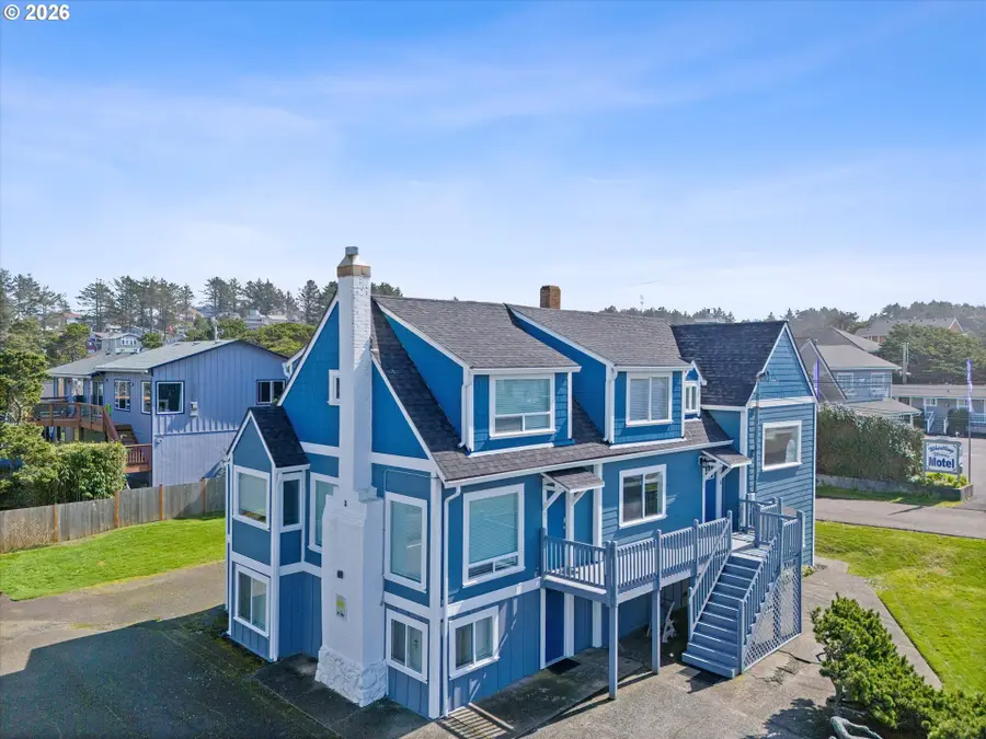 3310 NW Jetty Ave #1, Lincoln City, OR 97367 - #2