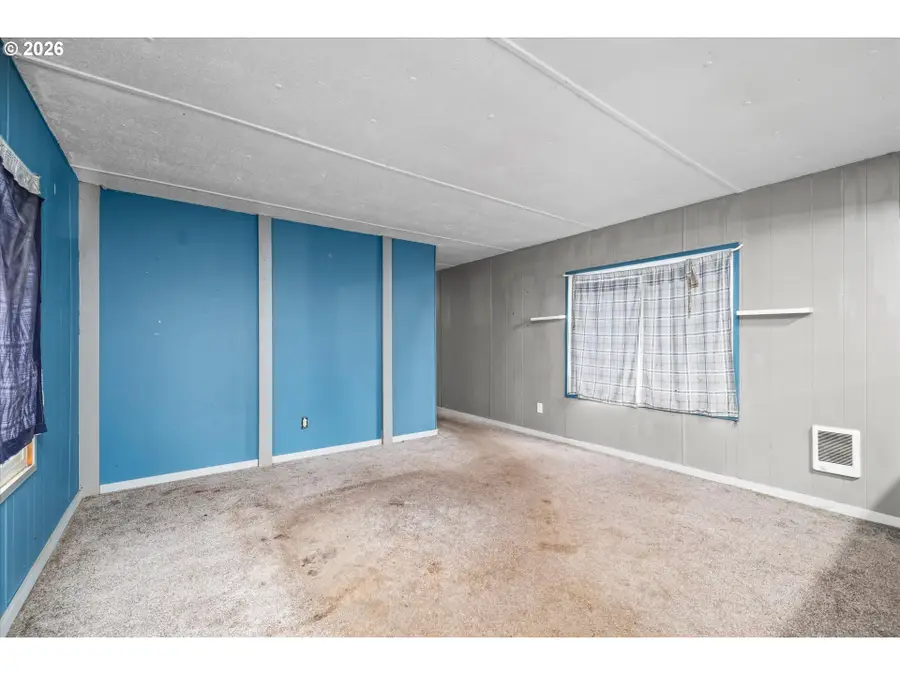 2145 31st St #48, Springfield, OR 97477 - #3