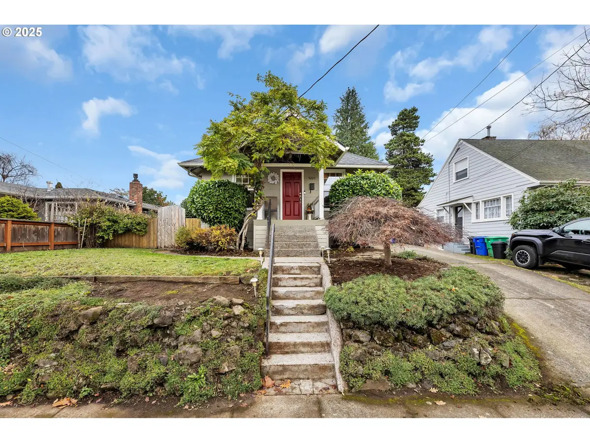 5228 SE 44th Ave, Portland, OR 97206 - Image #1