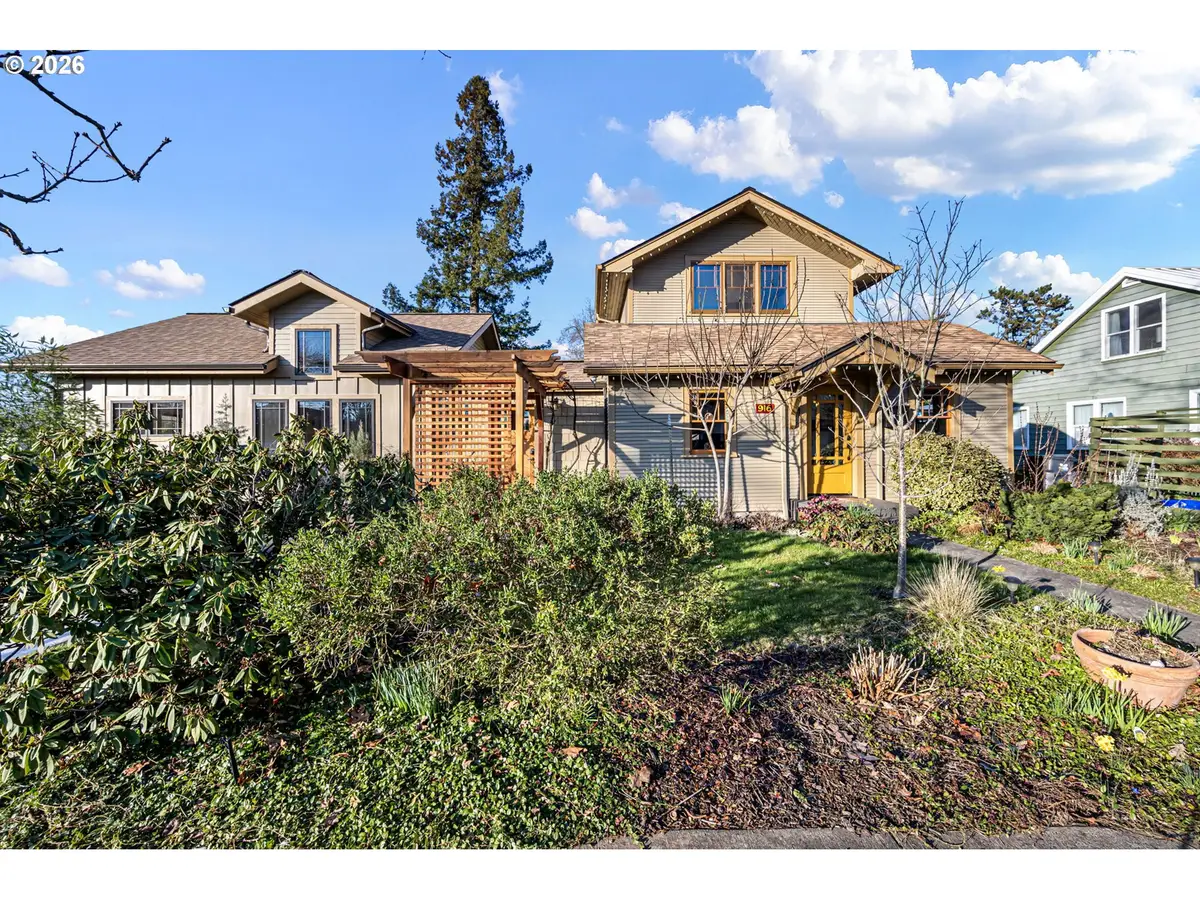 916 G St, Springfield, OR 97477 - Image #1