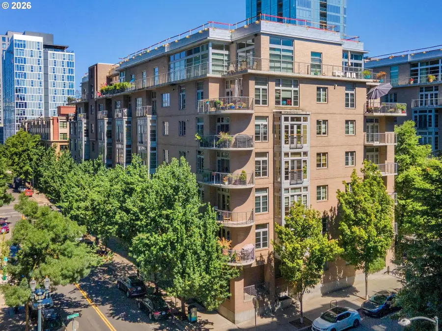 1130 NW 12th Ave #308, Portland, OR 97209 - Image #2