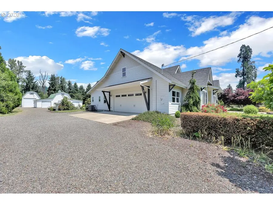 39457 Walterville Ln, Springfield, OR 97478 - #2