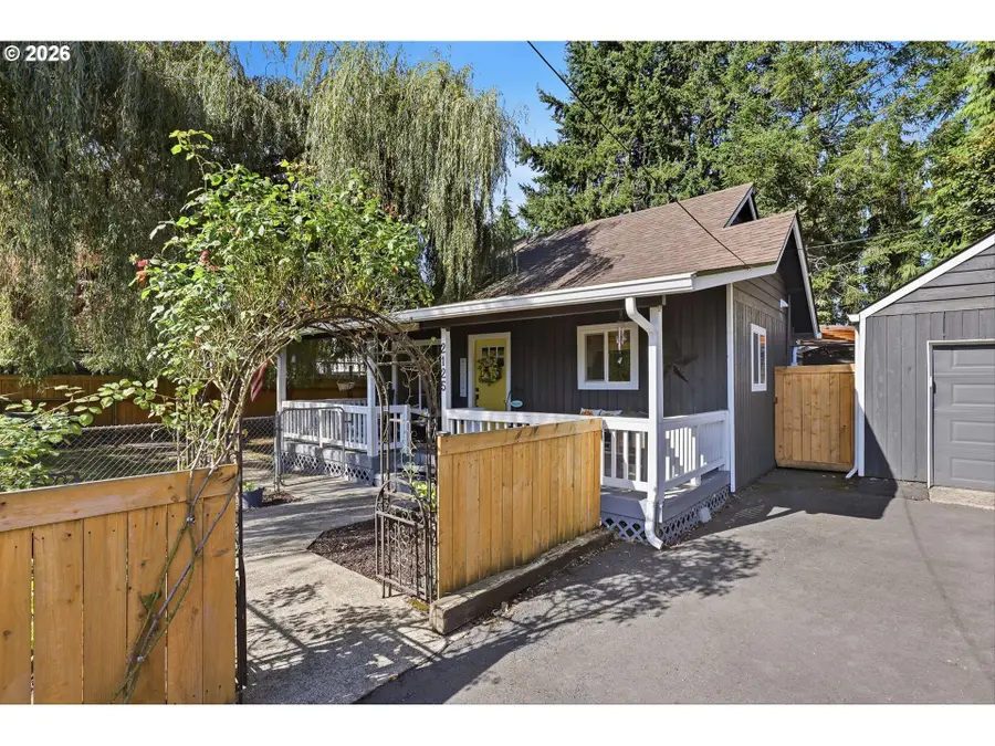 2125 48th Ave, Longview, WA 98632 - #3