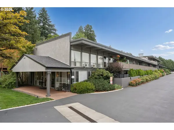 4460 SW Scholls Ferry Rd, Portland, OR 97225