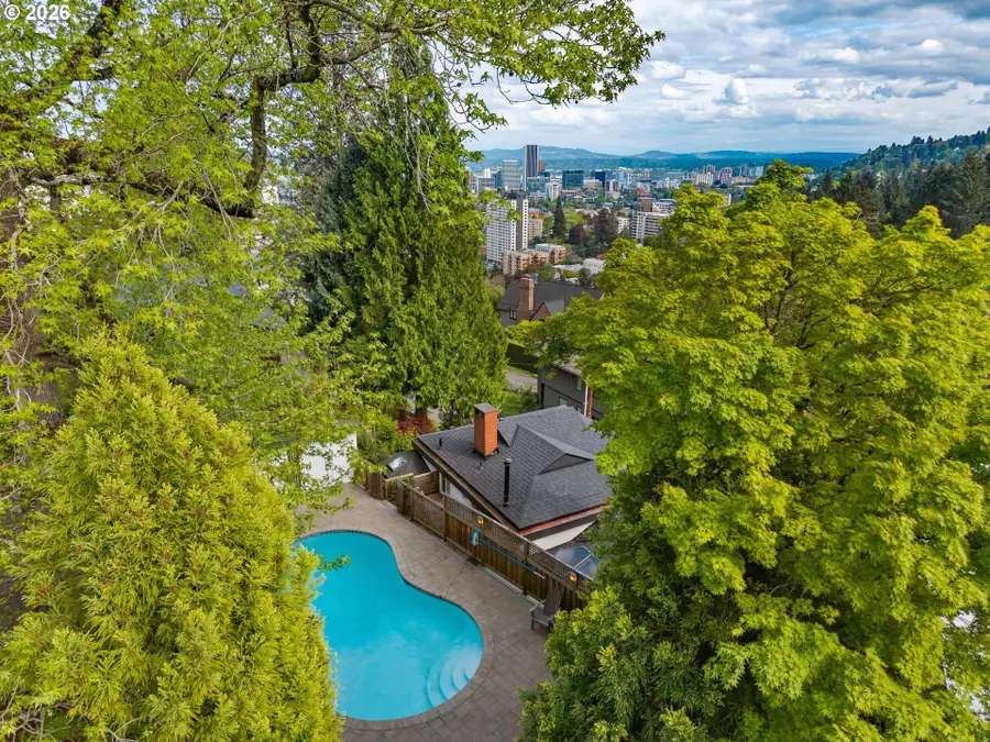 2537 NW Mildred St, Portland, OR 97210 - #3