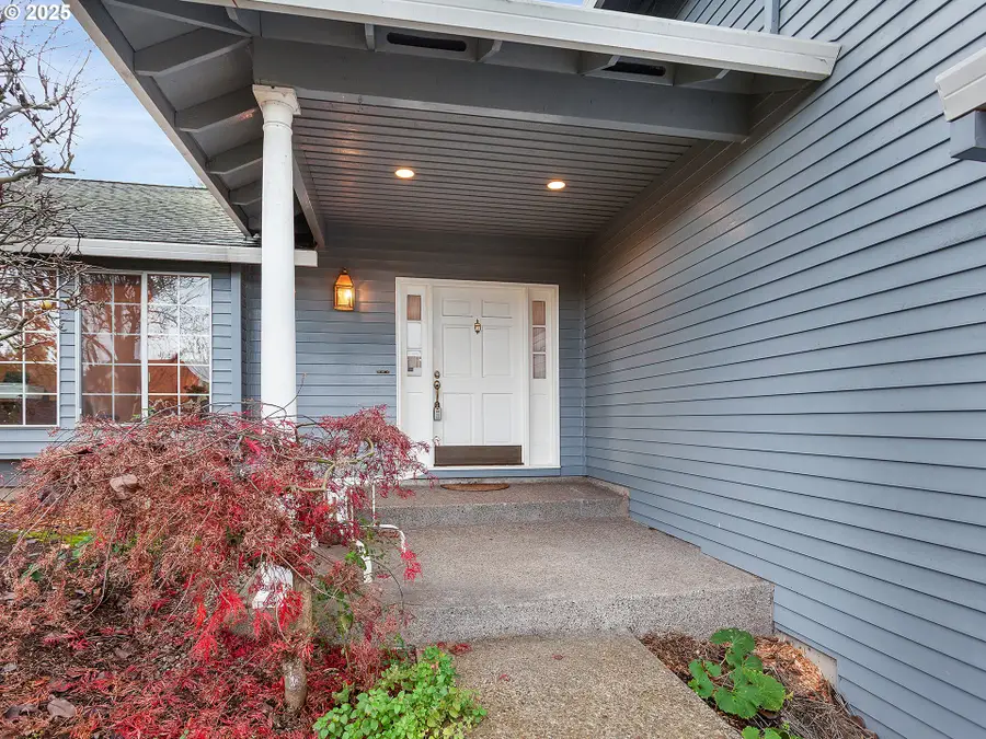 5736 SW Natchez St, Tualatin, OR 97062 - Image #3