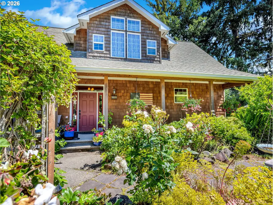 952 SW Long Lake Dr, Warrenton, OR 97146 - #2
