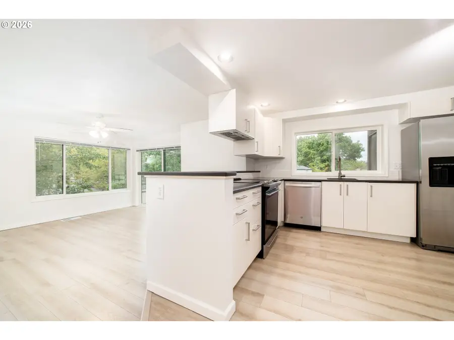 5150 S Landing Dr #312B2, Portland, OR 97239 - #2