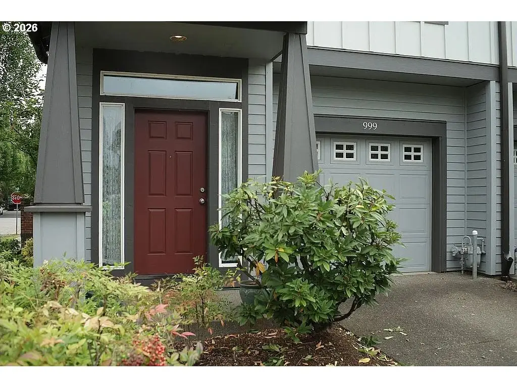 999 SE Sacha Pl, Hillsboro, OR 97123 - #1