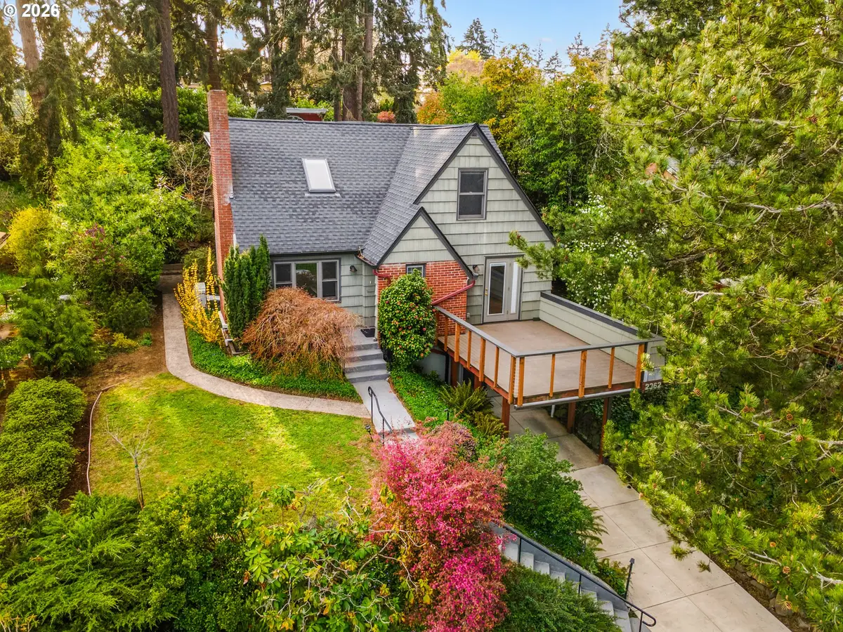 2362 Charnelton St, Eugene, OR 97405 - #1