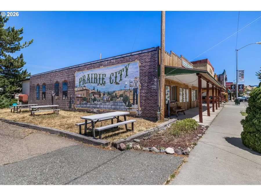 147 Water Alley, Prairie City, OR 97869 - Image #2