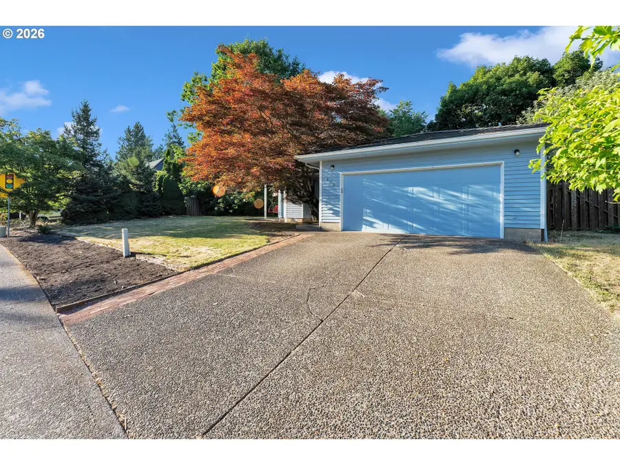 600 E Mountainview Dr, Newberg, OR 97132 - #2