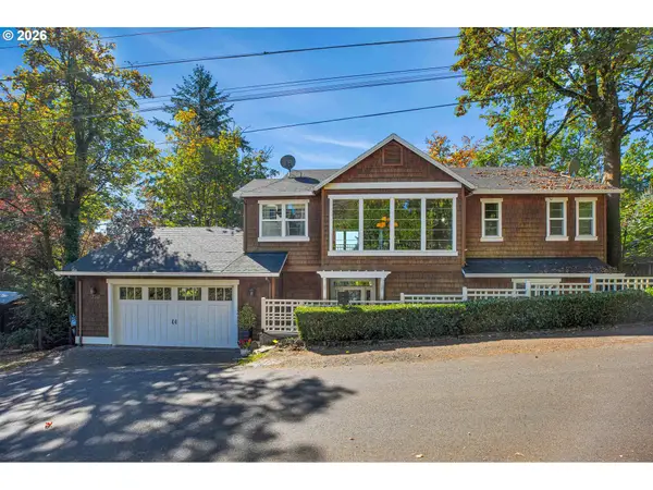 730 SW Menefee Ln, Portland, OR 97239