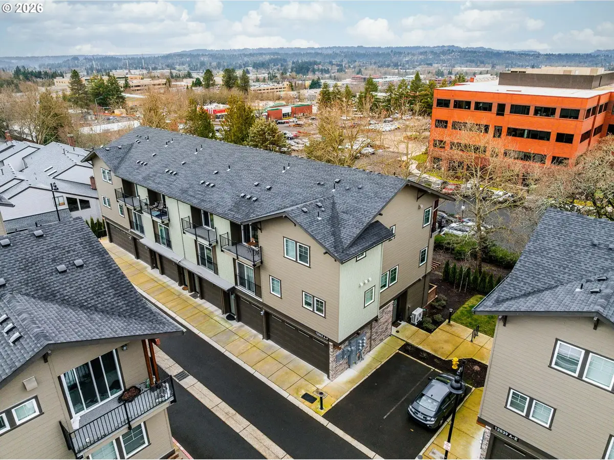 12043 SE High Creek Rd #E, Northwest Clackamas, OR 97086 - Image #1