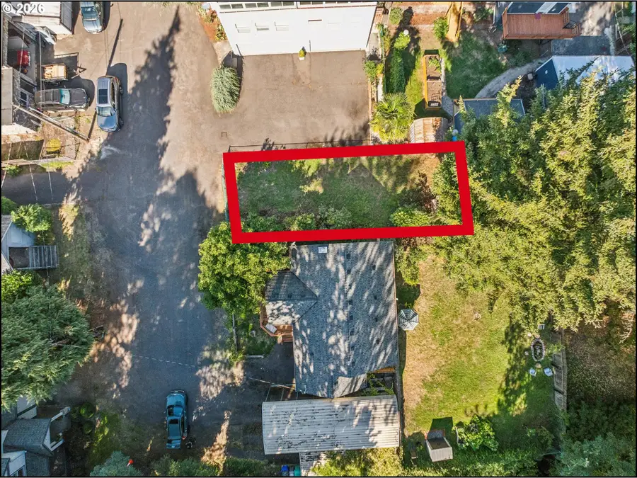 2 12 NE Bridgeton Rd, Portland, OR 97211 - #3