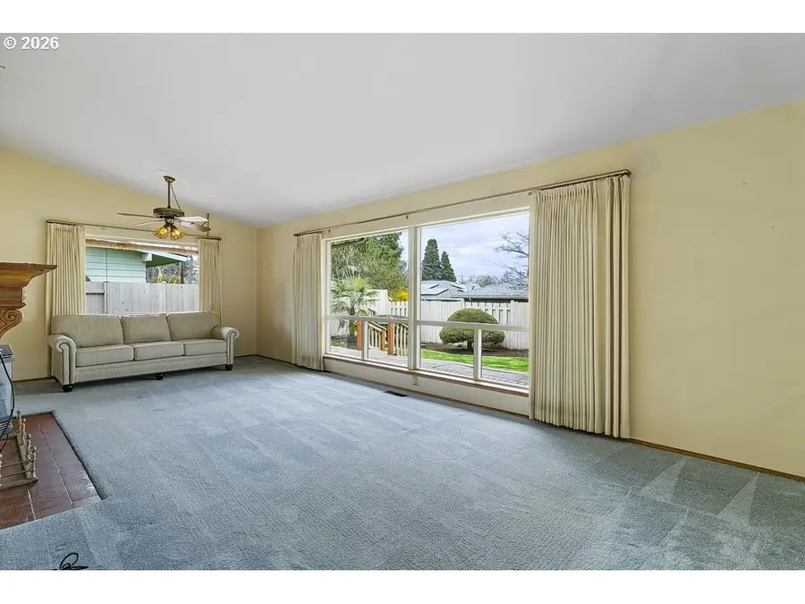 13601 NE Sacramento St, Portland, OR 97230 - #3