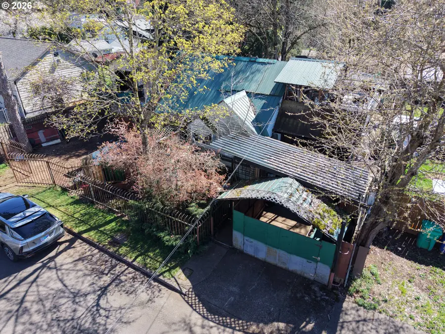 8420 SE Lafayette St, Portland, OR 97266 - #3