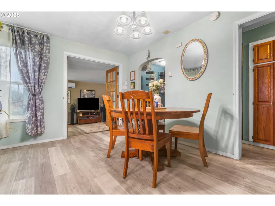 2045 Liberty St, Salem, OR 97301 - Image #3