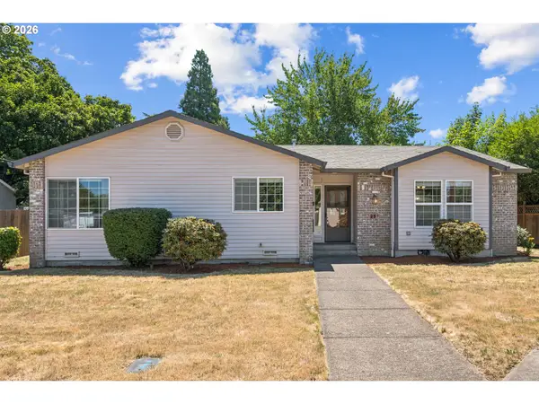 257 N Knights Bridge Rd, Canby, OR 97013