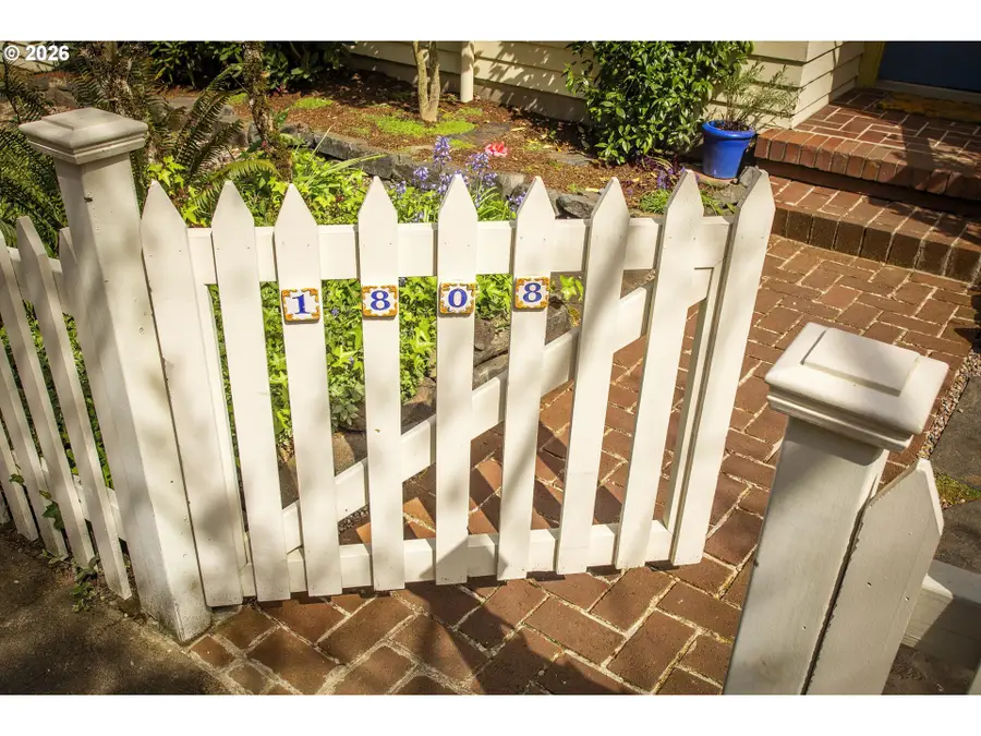 1808 NW Aspen Ave, Portland, OR 97210 - #3