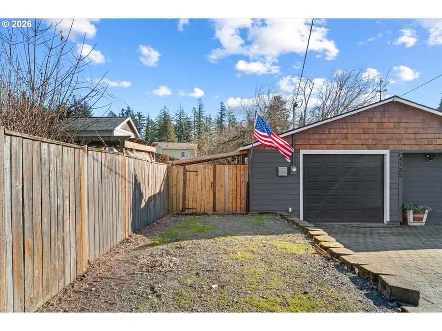 4735 Sussex St, West Linn, OR 97068 - Image #3