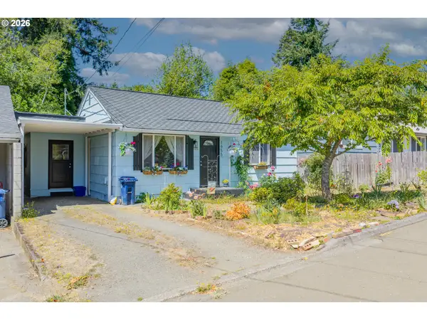 1655 N Juniper St, Coquille, OR 97423