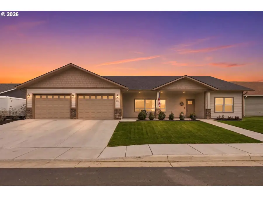 593 SW Cottonwood Dr, Hermiston, OR 97838 - #2