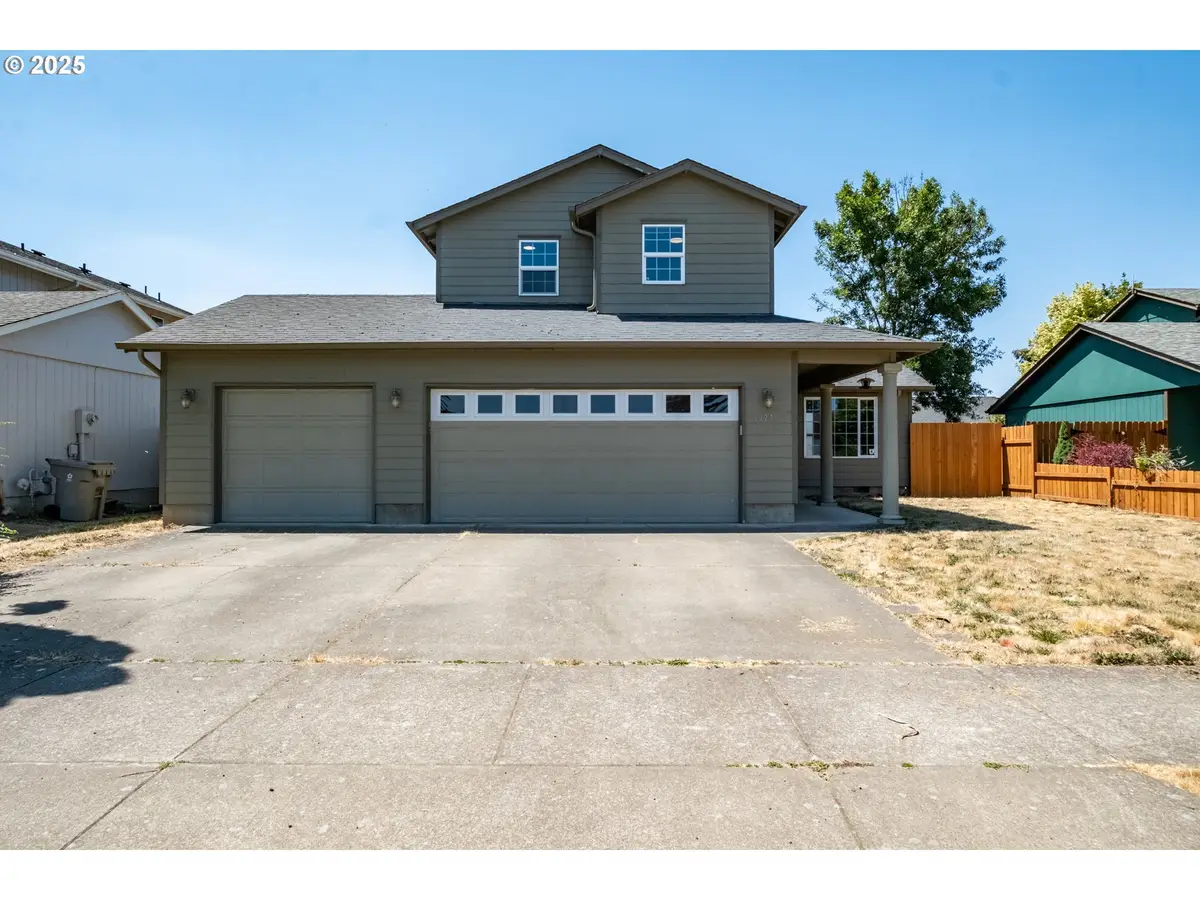 1024 S 10th St, Lebanon, OR 97355 - Image #1