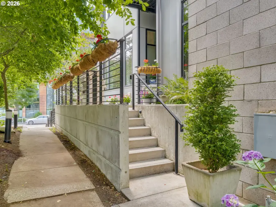 2018 NW 16th Ave, Portland, OR 97209 - #3
