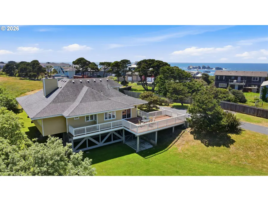 1337 Beach Loop Dr, Bandon, OR 97411 - #2