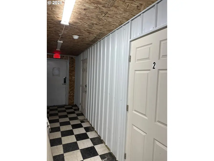 755 S Canyon Blvd, John Day, OR 97845 - Image #2