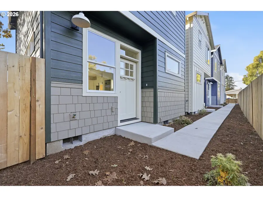 8722 SE Bybee Blvd, Portland, OR 97266 - #3