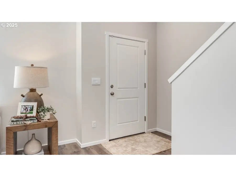 3563 SW Thomas Ave, Gresham, OR 97080 - Image #2