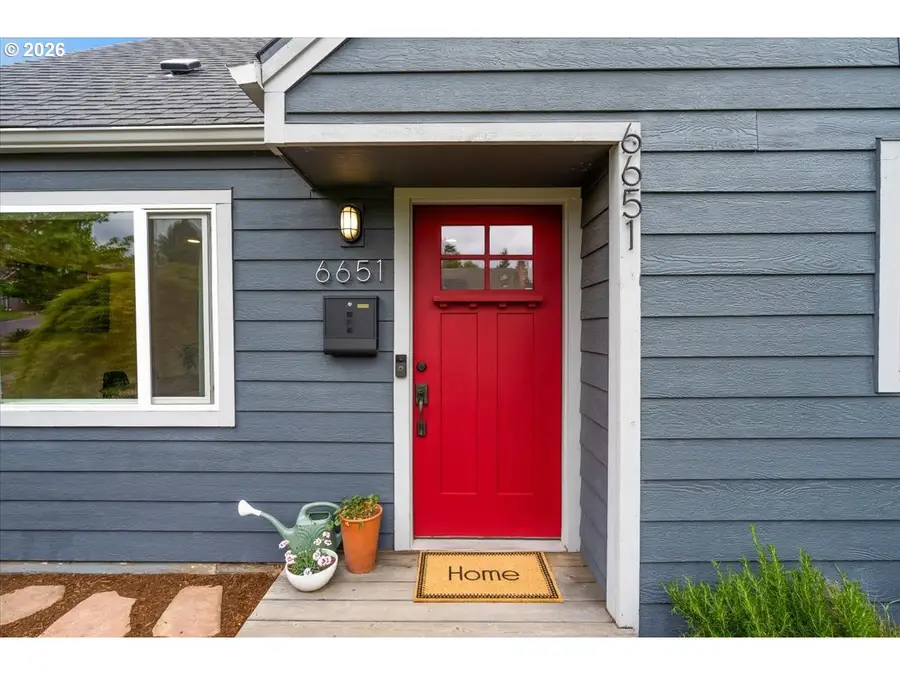 6651 NE Roselawn St, Portland, OR 97218 - #3